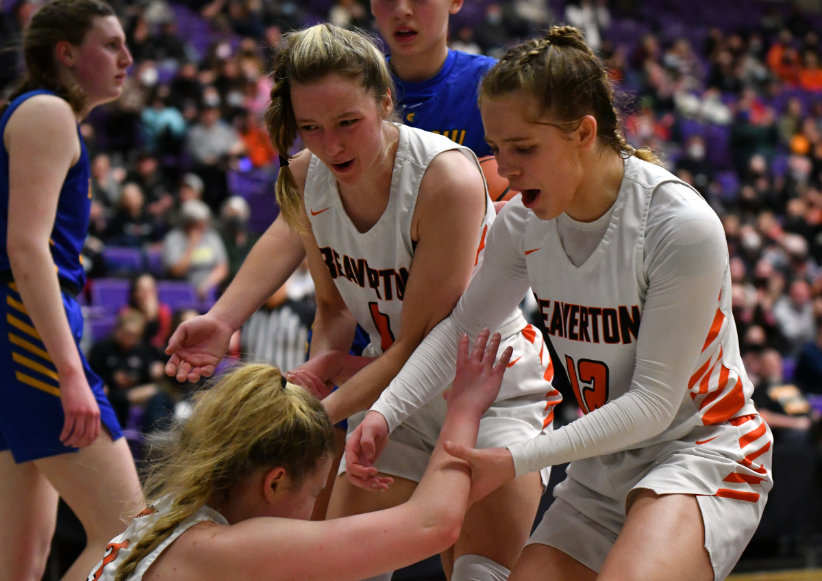 Beaverton Barlow girls basketball Taylor Balkom 34